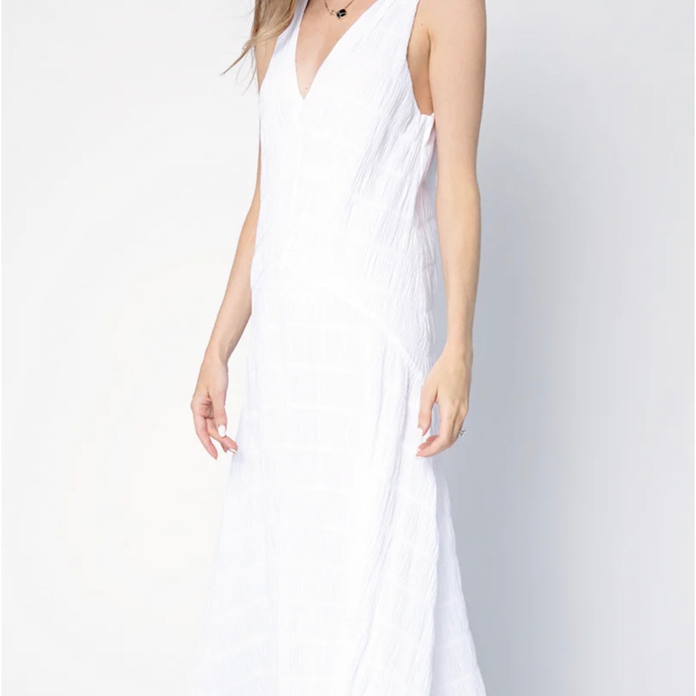 Frame dress